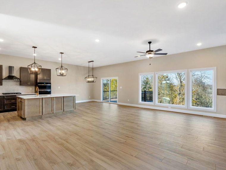 Empty room before virtual staging